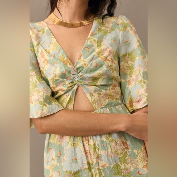 ✨ Anthropologie The Aida Twist-Front Jumpsuit Sz S - Picture 4 of 8